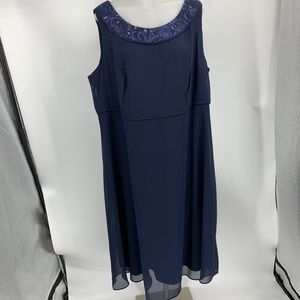 Le Bos Navy Blue Sleeveless Dress